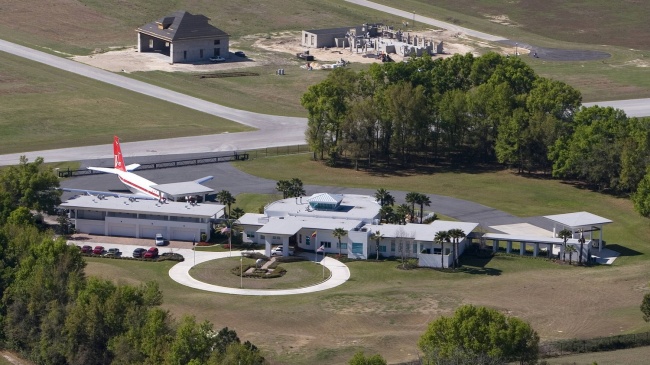 La casa con aeropuerto de John Travolta